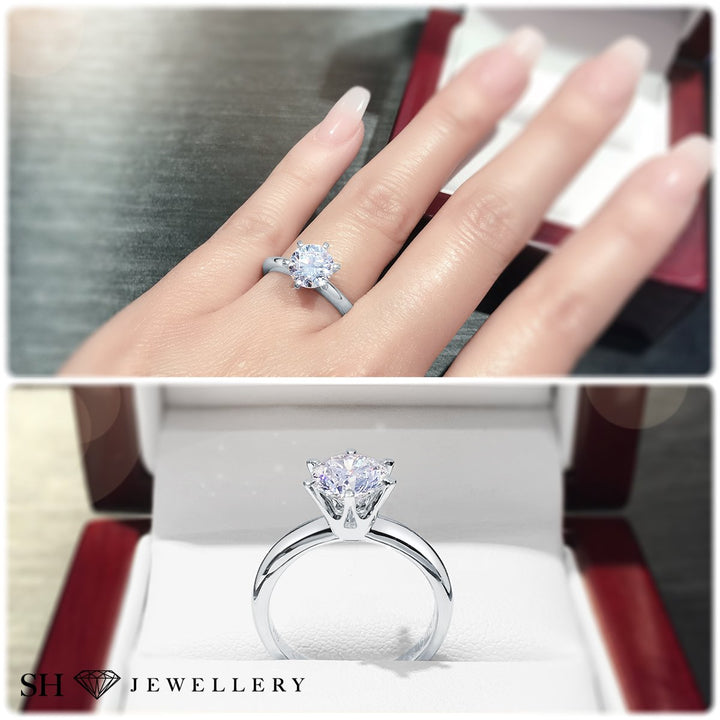 Classic 6-Claw solitaire engagement ring - W0004